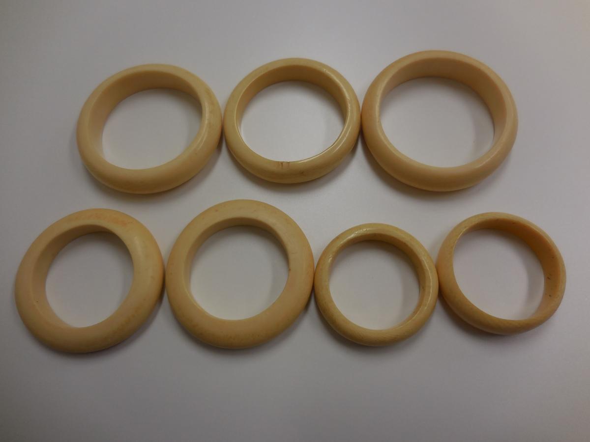 象牙 バングル バングルの通販 ヴィンテージ アクセサリー 象牙風 0 V