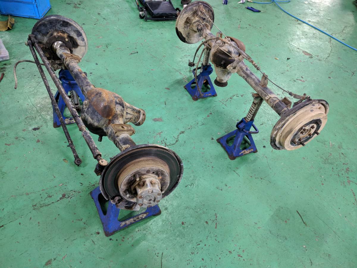 JA71後期　前後ホーシングデフセット　引き取り限定