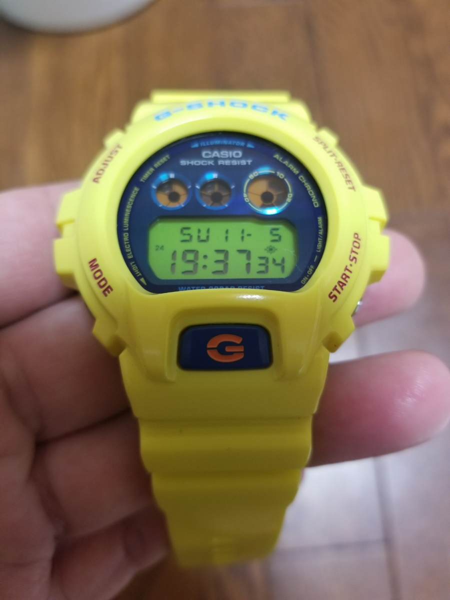 廃盤希少 CASIO DW-6900PL クレイジーカラー イエロー 摺動品 DW-6900PL-9JF Crazy Colors クレイジーカラーズ G-SHOCK Gショック