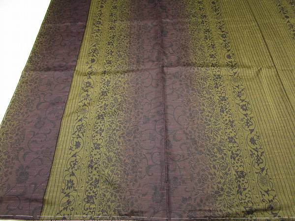 着物ふぁんた■極上の逸品　ムガシルク　本場大島紬　寿紬工房　古代更紗文　小紋　しつけ付　美品 y2061 やわらかい印象のよろけ風本場大島紬 夏大島 優雅で上品な印象