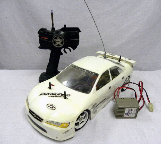 ★タミヤ 1/10アコード レーシング 電動4WDラジコンカー★サンワ2chプロポ/バッテリー/充電器 付き★走行できます★USED★