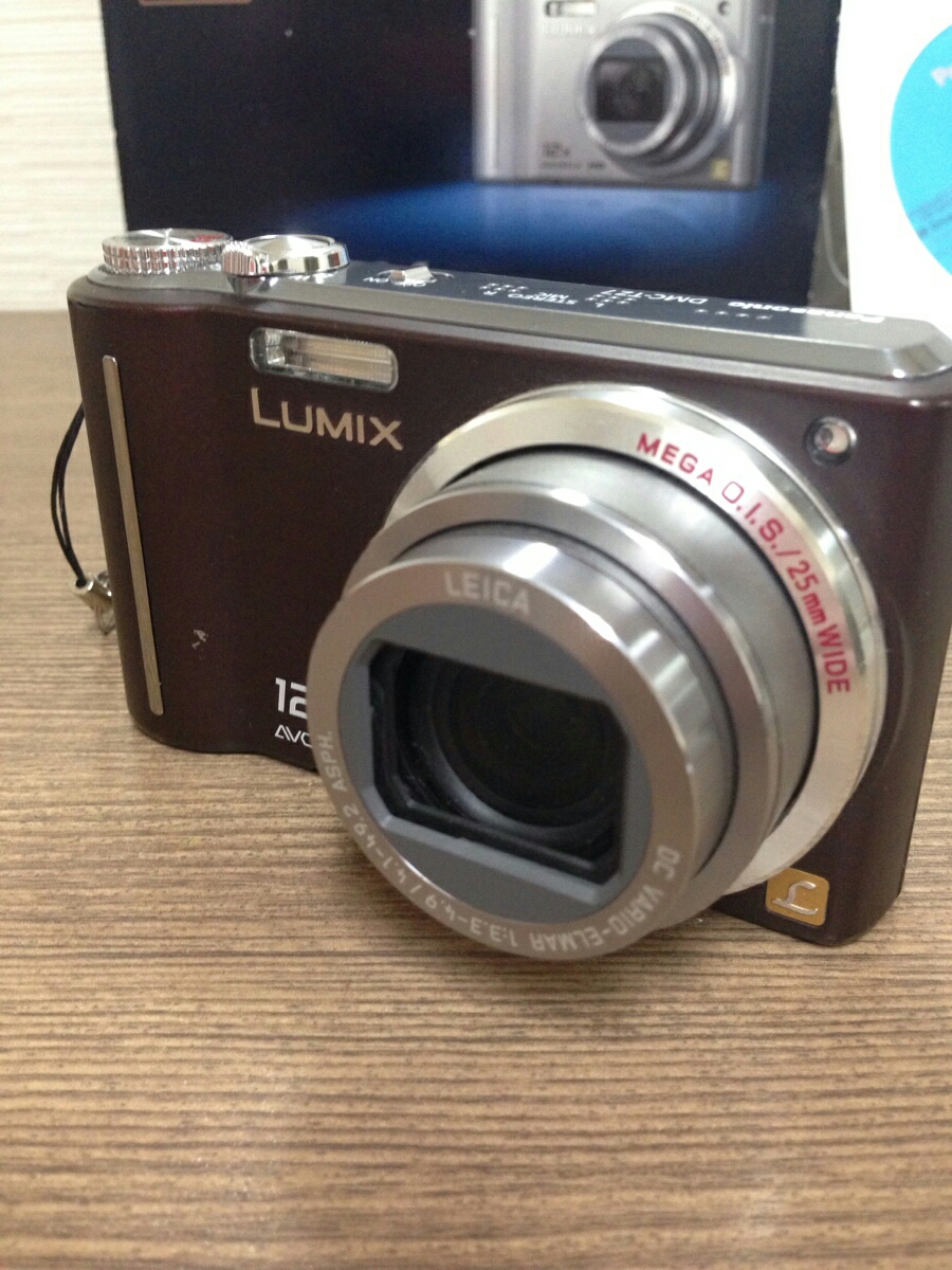 デジタルカメラ　パナソニック　Panasonic　ルミックス　LUMIX DMC-TZ7 ブラウン　完備品