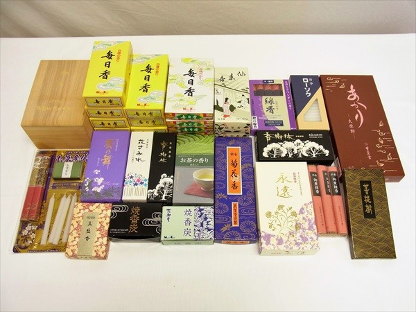 ◆大量 お線香 蝋燭 30点まとめてセット 毎日香 香樹林 沈香屋久次郎 焼香炭 御薫香 薫玉堂 仏壇 仏具