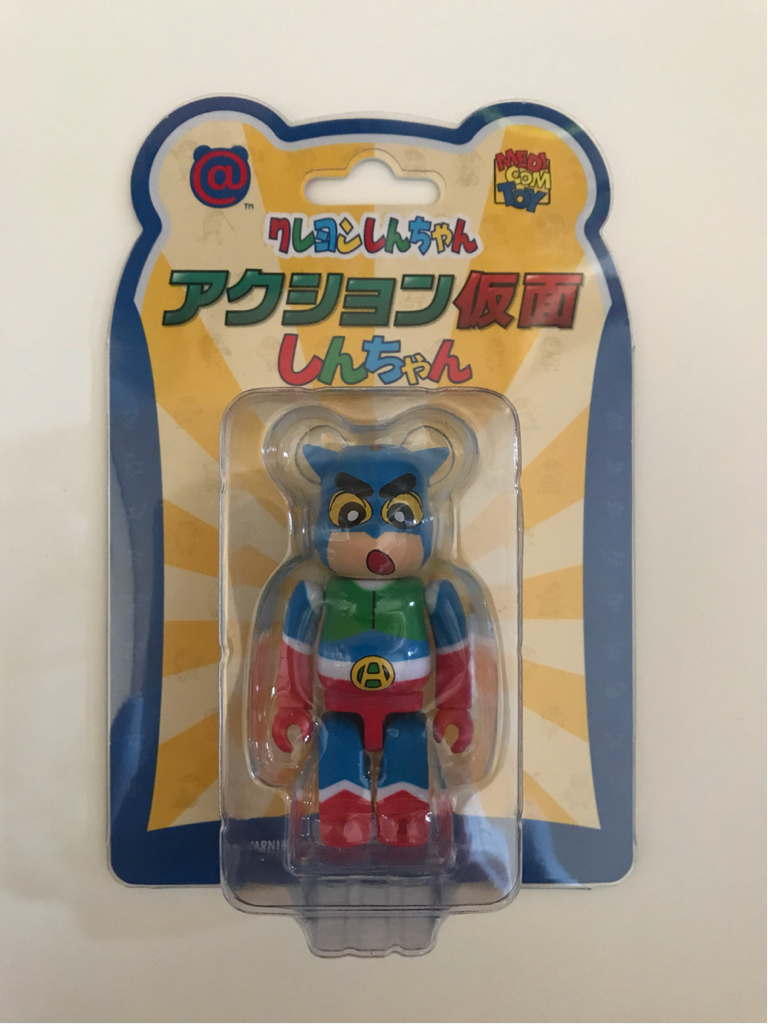BE@RBRICK アクション仮面 クレヨンしんちゃん 100% ベアブリック 