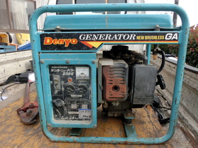 デンヨーニューパワー2300　動作品　ジャンク扱い