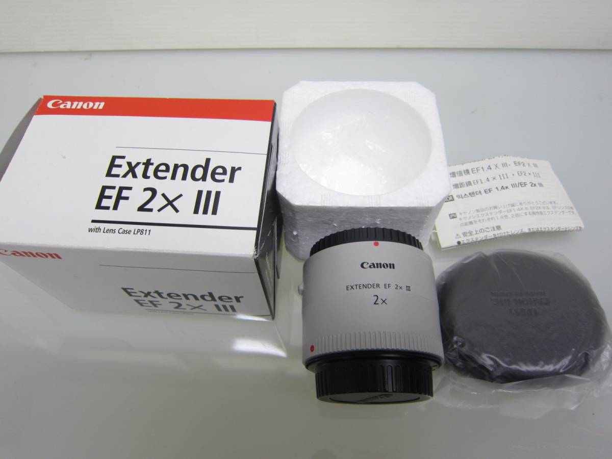 ☆canonキャノン　Extender　EF　2X　Ⅲ　エクステンダー　EF2X3　美品箱入り