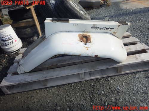 1UPJ-37411080]ランクル40系(BJ44V)右前フェンダー 中古