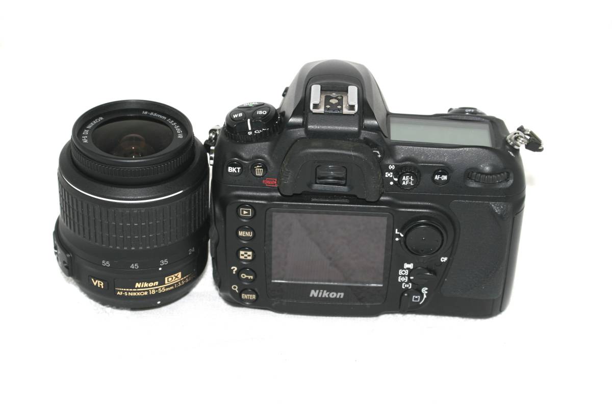 NIKON D200 純正ストロボ＆バッテリーグリップ おまけ純正レンズ等付 