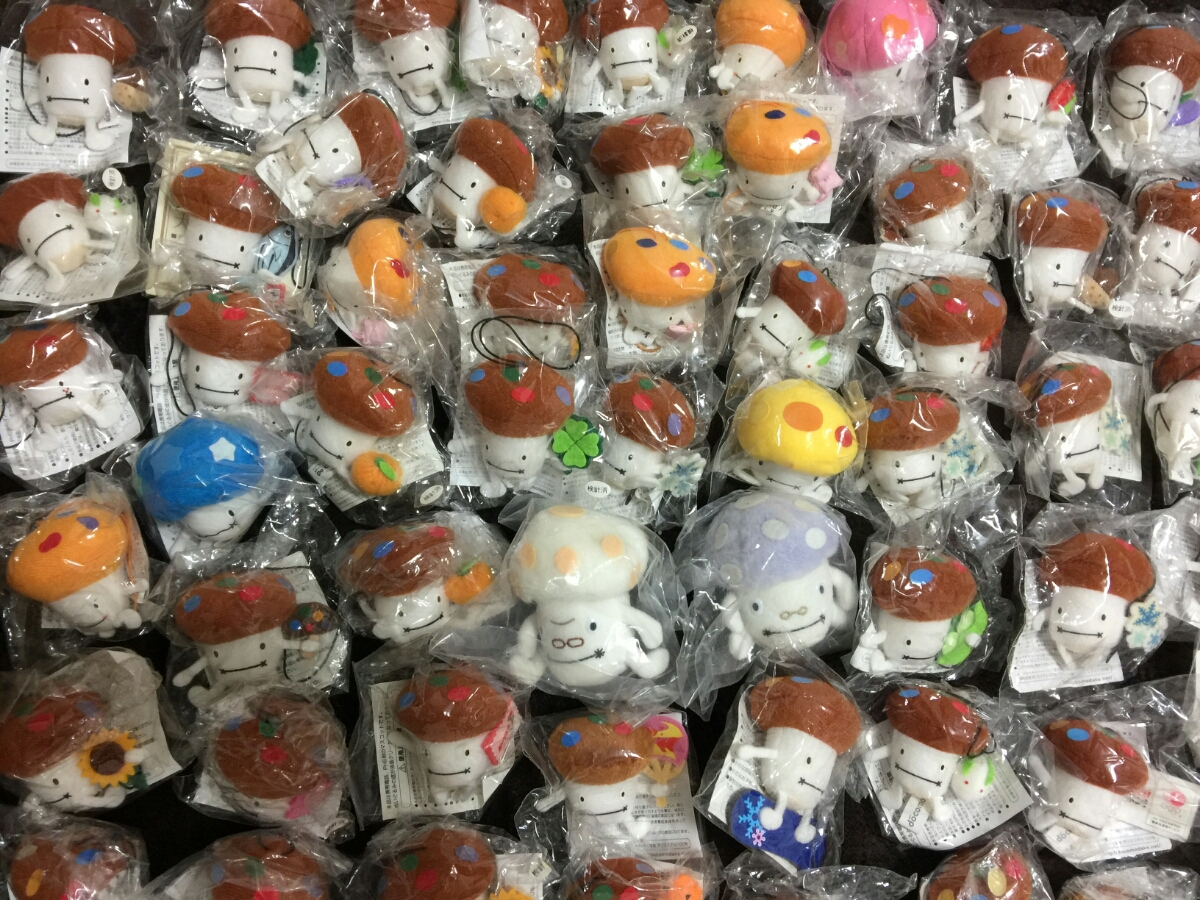 ドコモダケ ストラップ マスコット ぬいぐるみ 大量 セット 約92個！ ドコモダケ マスコット ストラップ大量セット ぬいぐるみ