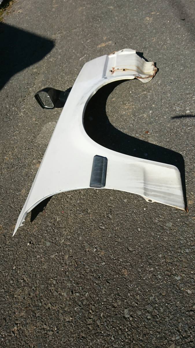 S110シルビア ガゼール右フェンダー旧車