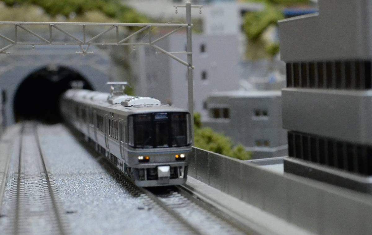 KATO 223系2000番台(1次車) 10-537新快速 4両セット LED室内灯付き
