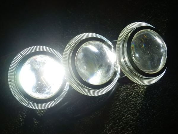 LS600h レプリカ 3連プロジェクター 左右18w LEDイカリング 白