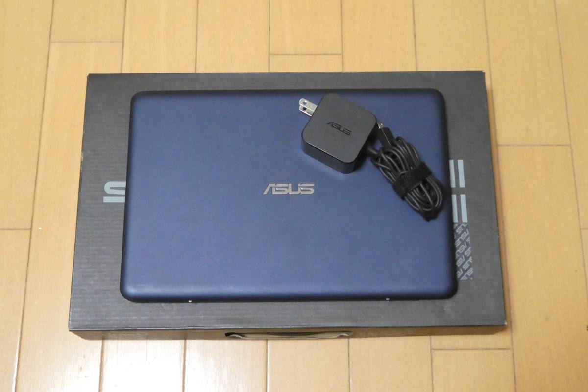 ASUS X205TA