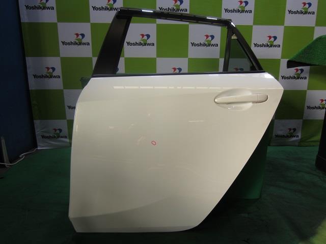 マツダ 純正 アクセラ 《 BL5FW 》 左リアドア P60405-24005304 マツダ アクセラ BL5FW BBY6-73 アクセラBL5FW左リアドア 公式通販 マツダ 純正 アクセラ 《 BL5FW 》 左リアドア P60405-24005304 マツダ アクセラ BL5FW BBY6-73 アクセラBL5FW左リアドア 公式通販
