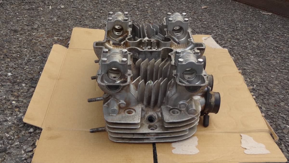 カワサキ KZ1000 シリンダーヘッドカバー 純正 z1000 st mk2 kz1000 FX 