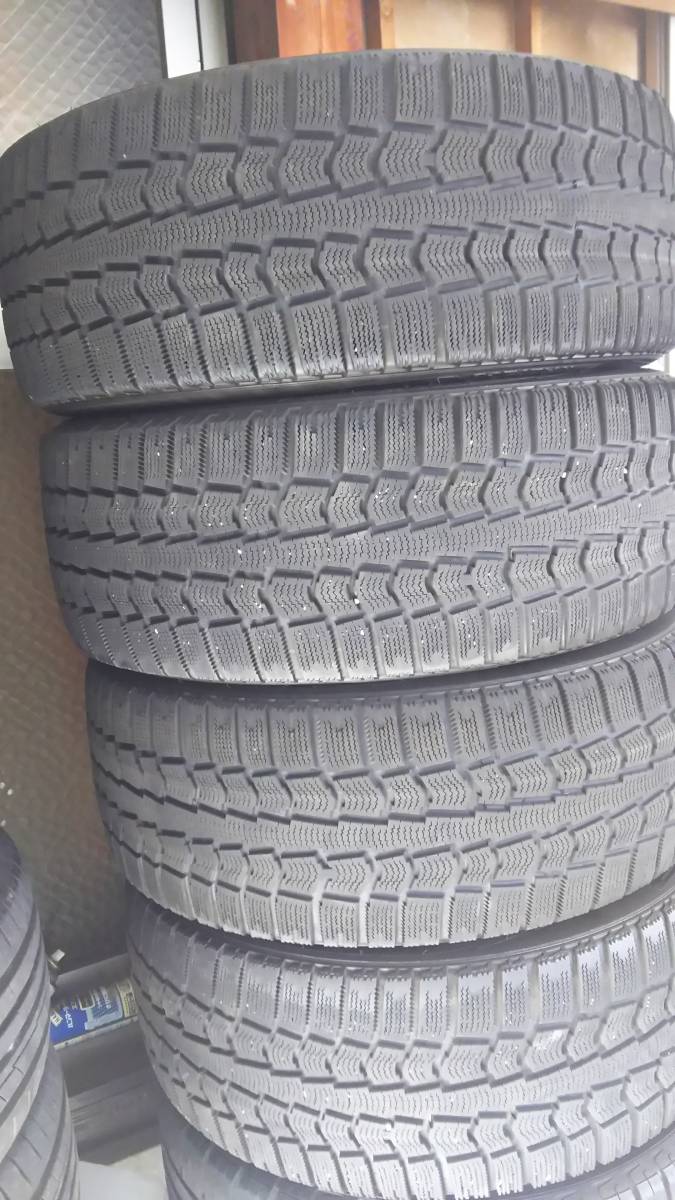 ☆☆　ピレリ　アイスコントロール　215/45/17　4本set　溝あり　☆☆