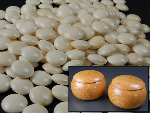 36号 古美術 囲碁 碁石 蛤 那智黒 2.2㎝×1㎝ 碁笥 時代物