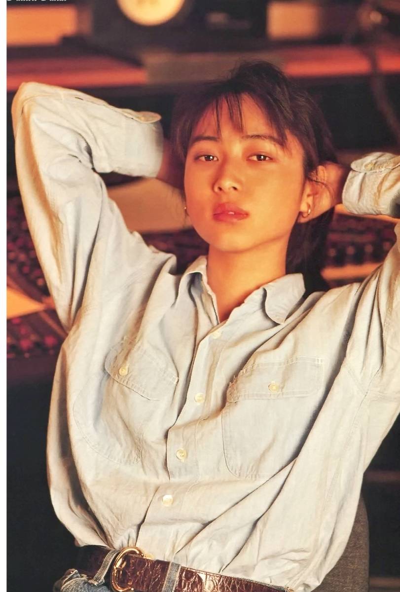 彡 蒲池幸子 Zard 坂井泉水 写真 １２枚 Zard セクシー レア 写真 売買されたオークション情報 Yahooの商品情報をアーカイブ公開 オークファン Aucfan Com