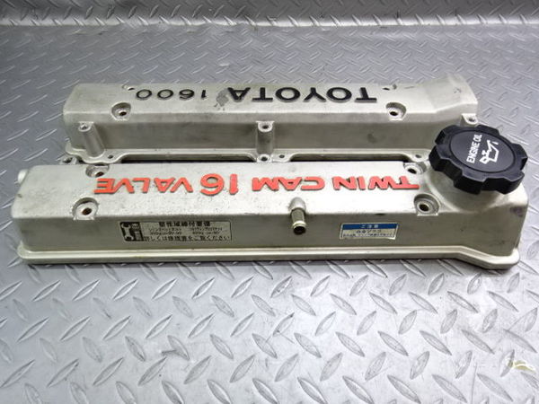 TOYOTA 1600 ツインカム 16バルブ バルブカバー トヨタ純正 AE86 レビン トレノ カムカバー タペットカバー ツインカム