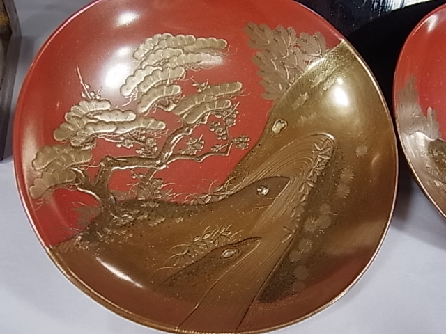 輪島塗 木製御屠蘇セット金蒔絵沈金『松竹梅鶴亀』銚子/杯(3客)/杯台