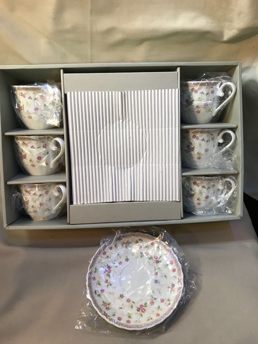 バカラ ディーバ フラワーベース 花瓶 花器 花入 クリスタル Baccarat