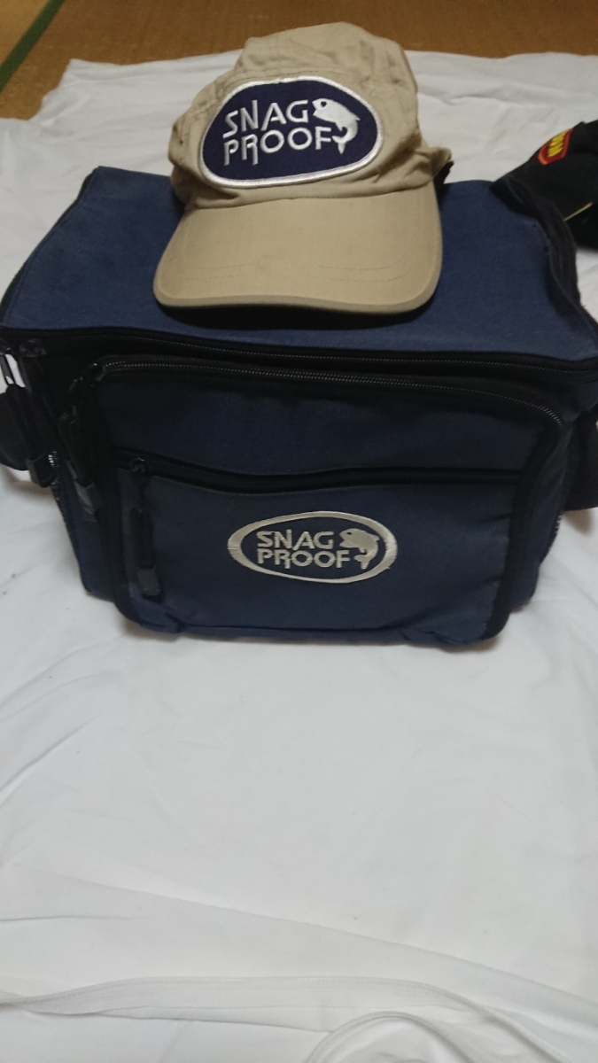SNAG PROOFタックルバック おまけ付き 雷魚 ライギョ