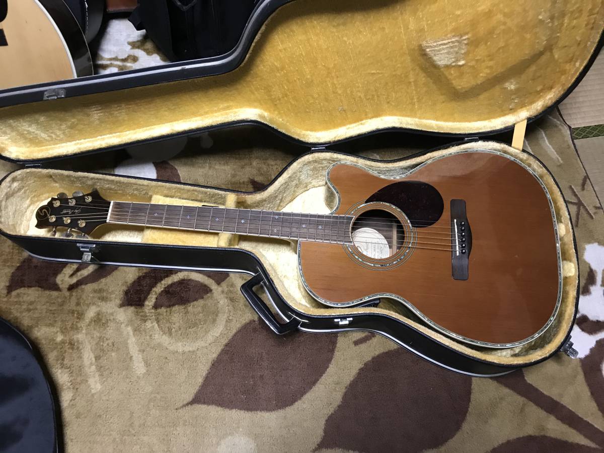 Greg Bennett / OM8CE トップ単板 エレアコ 美品 2008年製・Greg Bennett OM-8CE・エレアコ・トップ単板・GROVERペグ