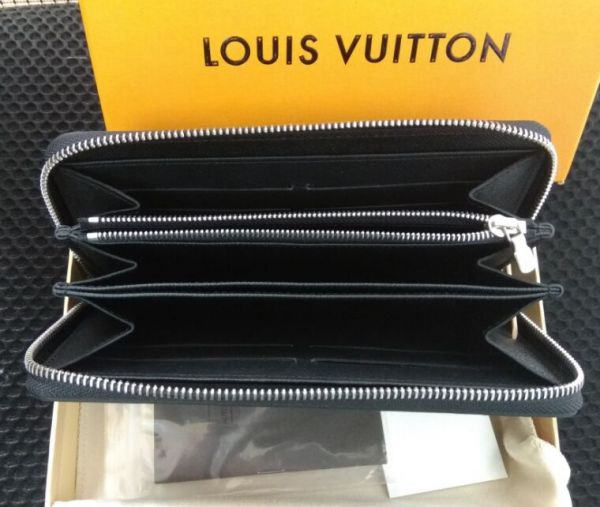 ルイヴィトン メンズ 長財布 エピ ラウンドジップ 黒 ブラックm6007n エピライン 売買されたオークション情報 Yahooの商品情報をアーカイブ公開 オークファン Aucfan Com