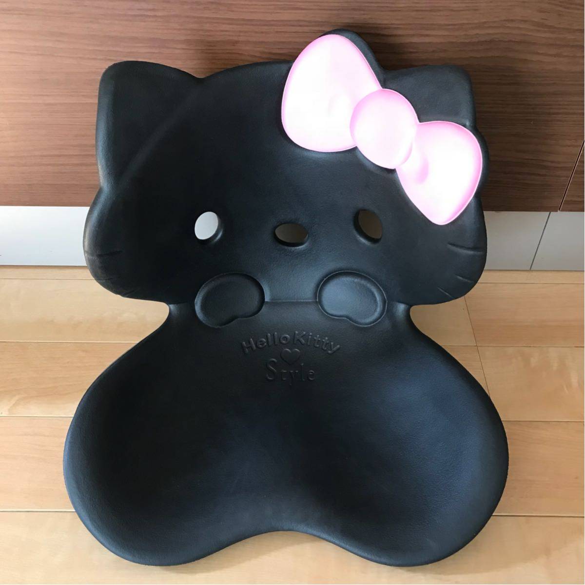 MTG Style ハローキティ 骨盤矯正クッション ボディメイクシート MTG