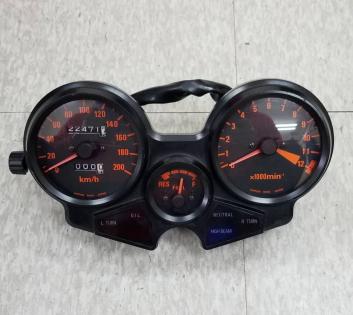 cbx400f メーター 200キロ CBX400Fメーター