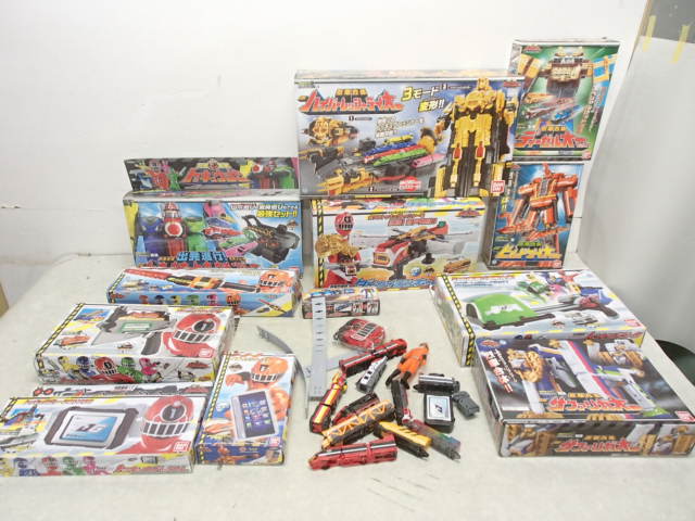 同梱不可/ ジャンク トッキュウジャー ハイパーレッシャテイオー，トッキュウオー等 戦隊ロボ武器