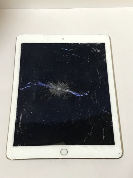 iPad Air2 Wi-Fi+Cellular 64GB ジャンク品 ソフトバンク 判定〇 送料164円♪_2