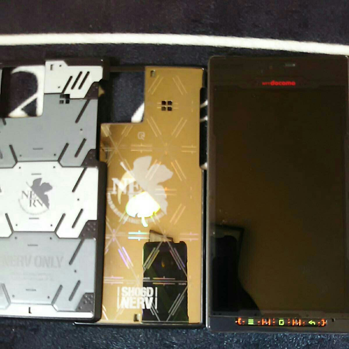 ドコモ スマホ SH-06D NERV エヴァンゲリオン限定モデル 中古美品 限定おまけセット_3