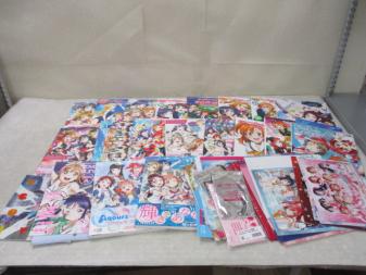 正規品，得価 訳あり ラブライブサンシャイン ラブライブ アクリルスタンド ポイント景品 チケットケース 他 セット(その他)｜売買されたオークション情報、yahooの商品情報をアーカイブ公開 - オークフ その他