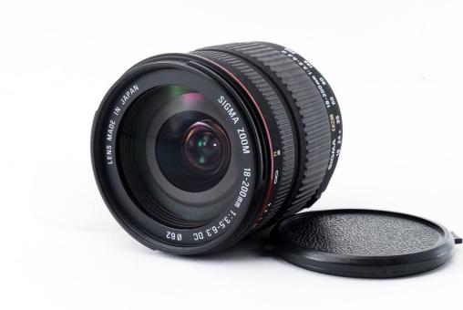 ☆新品級★ SIGMA シグマ AF 18-200mm F3.5-6.3 DC ニコン #841