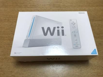 激安大特価，安い 同様 Wii ホワイト 箱説明書付き完品(Wii本体)｜売買されたオークション情報、yahooの商品情報をアーカイブ公開 - オークファン Wii本体