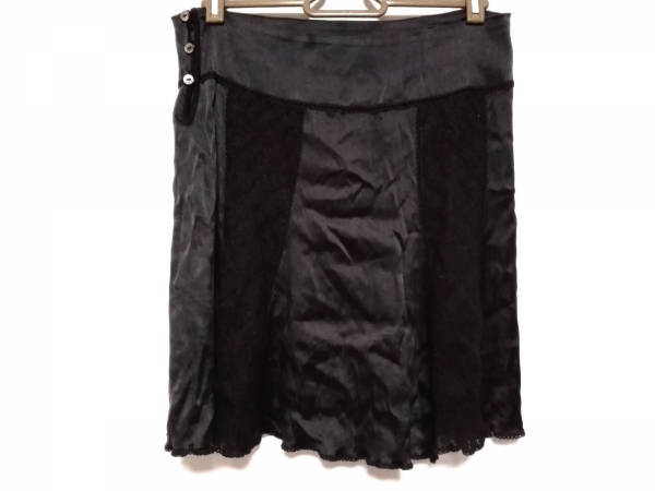 CHANEL シャネル P14857V00727 ボトムス スカート ひざ丈 シャネル