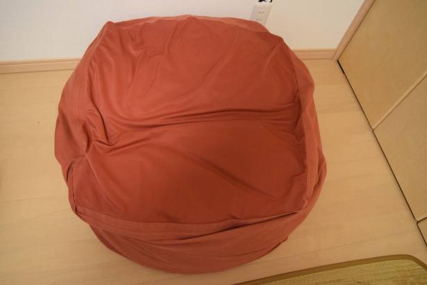 無印良品 ビーズクッション 体にフィットするソファ 本体+カバー　赤
