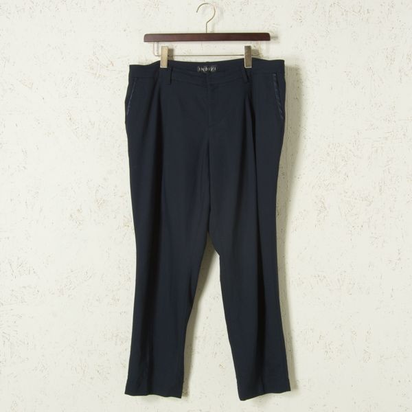 パンツ 0 美品 「定番スーツ／UVケア／洗える」ウール調タックテーパードパンツ 「洗える ワイドパンツ（パンツ(単品 ゆうパケット○ 美品 INDIVI パンツ スラックス テーパード タック レーヨンポリ 大きめ ネイビー 48 日本製 e4a156WMN