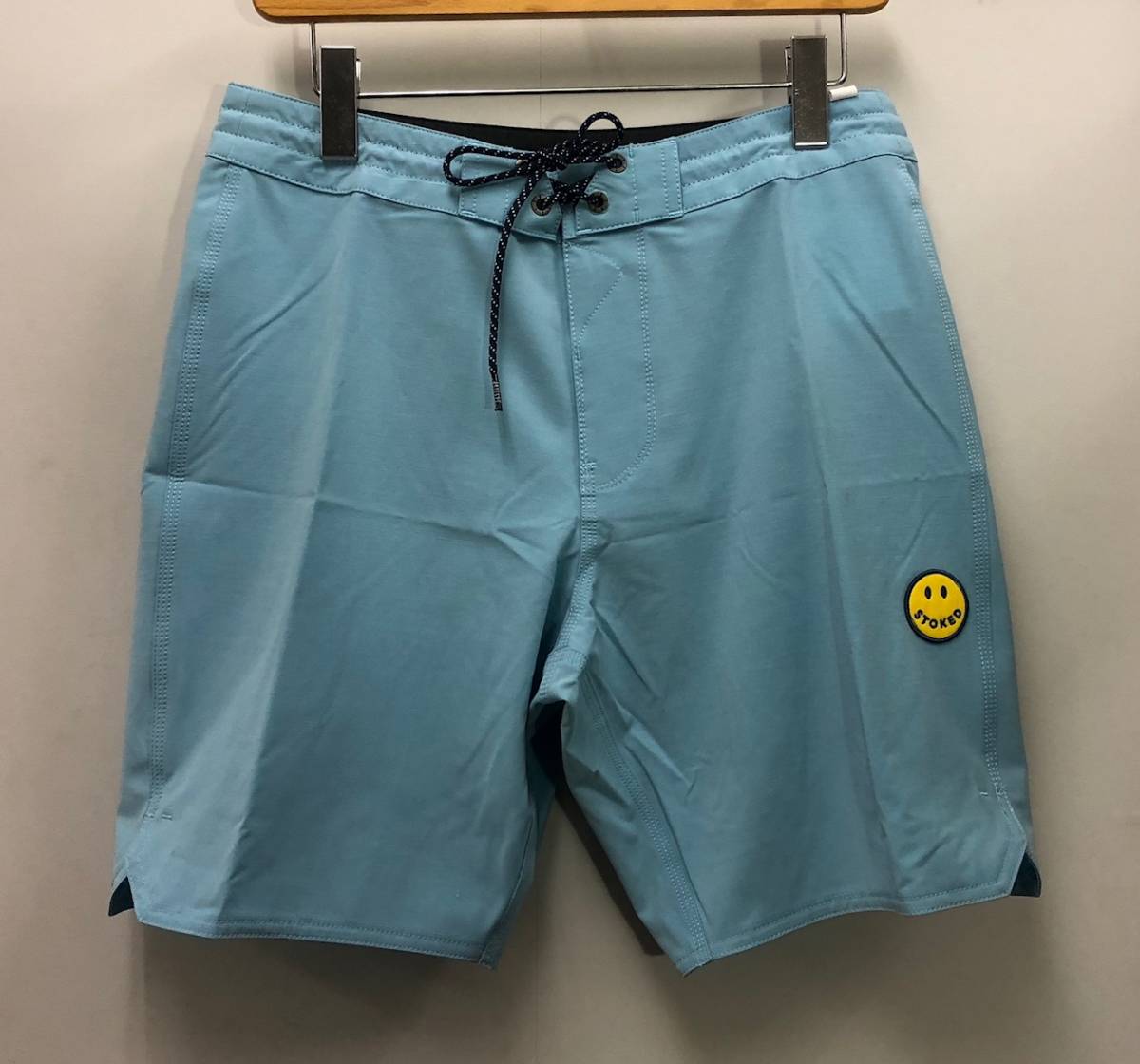  Vissla ヴィスラ Solid Sets Boardshorts JADE 30インチ(30～)｜売買されたオークション情報、yahooの商品情報をアーカイブ公開 - オークファン サーフパンツ