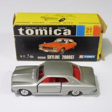 m W034a 日本製 トミカ 黒箱 No.21 日産 スカイライン 2000GT シルバー