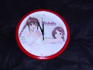 kiss×sisキスシス　時計　ウォールクロック KISS SISのYahoo!オークション(旧ヤフオク!)の相場・価格を見る｜Yahoo