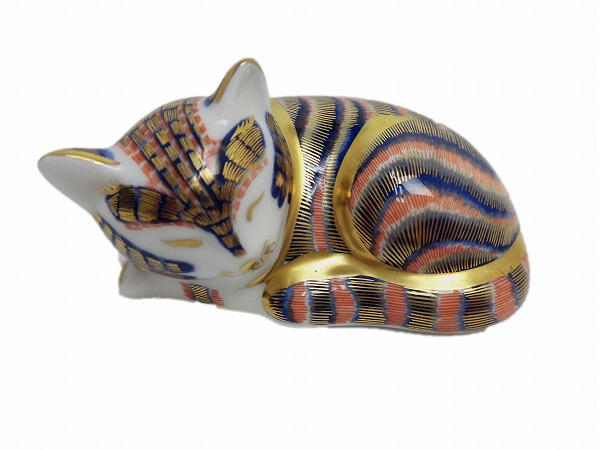 ロイヤルクラウンダービー／フィギュリン／ペルシャ猫の置物／英国