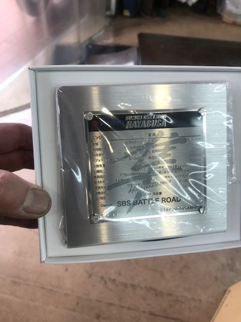 以前販売されていた、ディアゴスティーニ隼_専用ディスプレイカバー