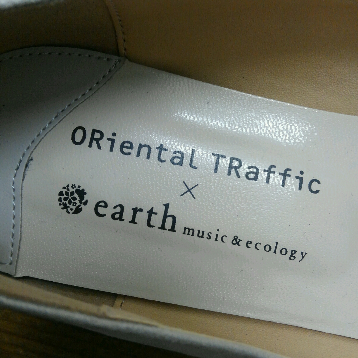 177 Oriental Traffic Earth Music Ecology オリエンタルトラフィック コラボ パンプス レディース シューズ サイズ38 アースミュージック エコロジー 売買されたオークション情報 Yahooの商品情報をアーカイブ公開 オークファン Aucfan Com 177 Oriental Traffic Earth Music Ecology オリエンタルトラフィック コラボ パンプス レディース シューズ サイズ38 アースミュージック エコロジー 売買されたオークション情報 Yahooの商品情報をアーカイブ公開 オークファン Aucfan Com