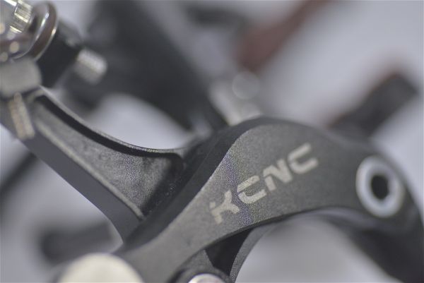 ケーシーエヌシー(KCNC) | KCNC キャリパー 軽量 自転車 軽量 