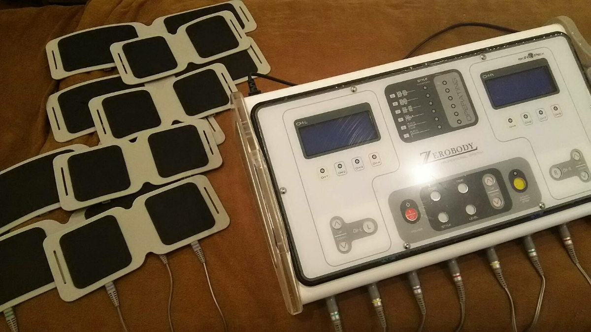 美品！整体院、エステサロンに！業務用複合型EMS!【即決価格落札は送料無料！】