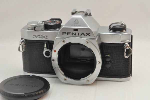 G49 ☆ ポラロイド POLAROID SLR680 専用ケース付き ☆ ポラロイド