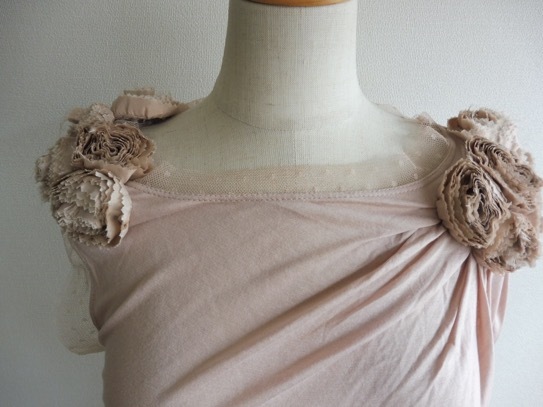 VALENTINO ヴァレンティノ レース Tシャツ　フラワー 　サイズ4 VALENTINO レース ヴァレンティノ 2021-2022 新品同様 ブルー