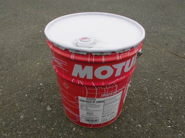 HOT，SALE MOTUL 3100 GOLD 4T 10W-40 20Lペール缶 正規品 / モチュール 3100 ゴールド 4T 10W40 2輪 4輪使用可能(エンジンオイル)｜売買されたオークション情報、yahooの商品情報をアーカイブ公開 - オークファン エンジンオイル